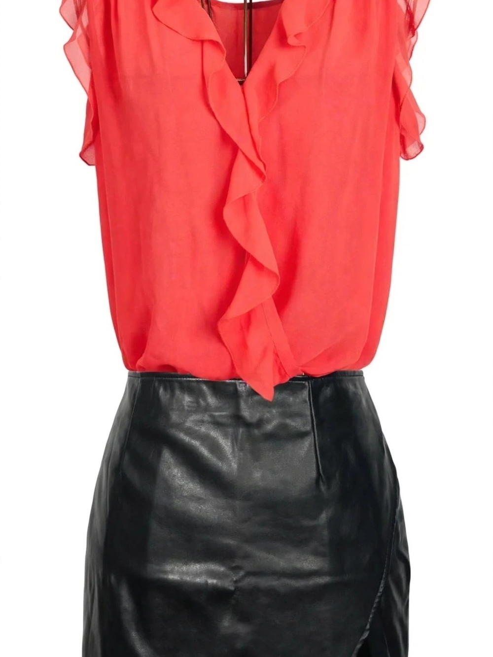 Women’s Stunning Outfit...